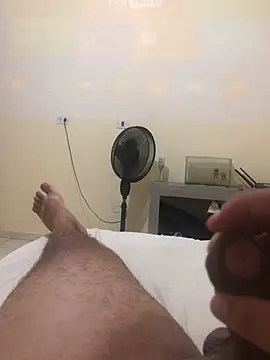 pauzudoxxs online show from 02/13/25, 04:00