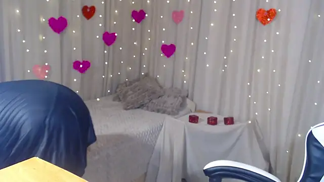 Snapshot of JillStevens chatting on 03/18/26, 06:09 JillStevens online show from 03/18/26, 06:09