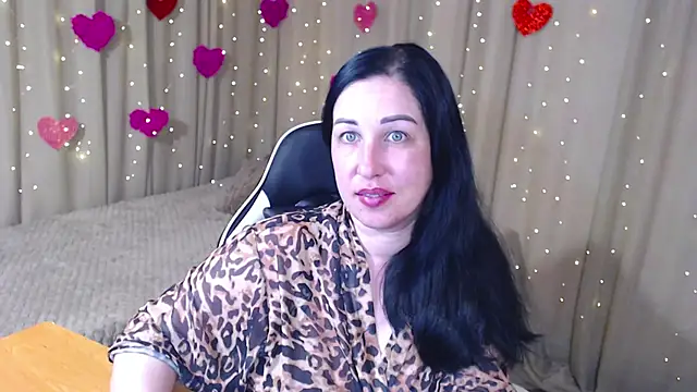 Snapshot of JillStevens chatting on 05/13/26, 02:07 JillStevens online show from 05/13/26, 02:07