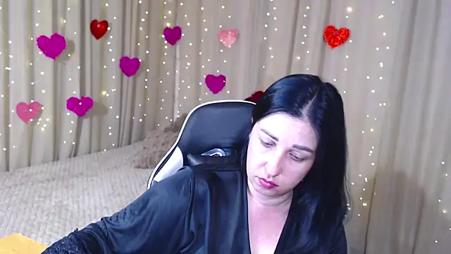 Snapshot of JillStevens chatting on 05/20/26, 01:52 JillStevens online show from 05/20/26, 01:52