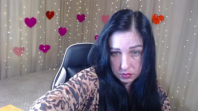 Snapshot of JillStevens chatting on 03/26/26, 07:28 JillStevens online show from 03/26/26, 07:28