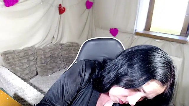 Snapshot of JillStevens chatting on 06/16/26, 03:23 JillStevens online show from 06/16/26, 03:23
