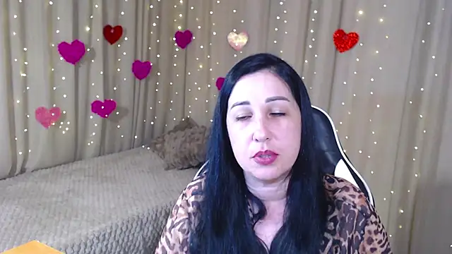 Snapshot of JillStevens chatting on 05/01/26, 08:25 JillStevens online show from 05/01/26, 08:25