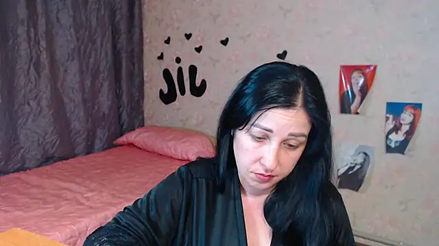 JillStevens online show from 11/08/25, 04:32