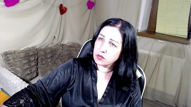 Snapshot of JillStevens chatting on 06/15/26, 06:29 JillStevens online show from 06/15/26, 06:29