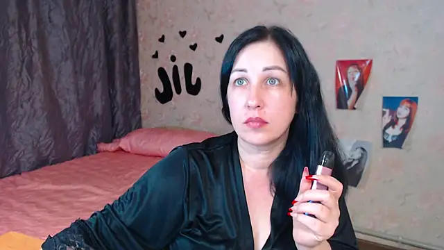 JillStevens online show from 11/21/25, 04:00