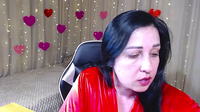 Snapshot of JillStevens chatting on 04/04/26, 10:49 JillStevens online show from 04/04/26, 10:49