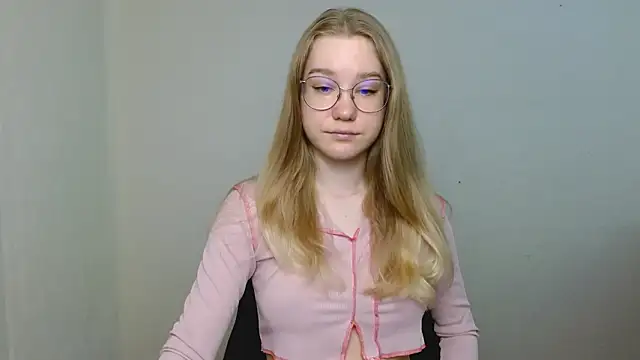 cindi hot online show from 03/28/26, 07:53