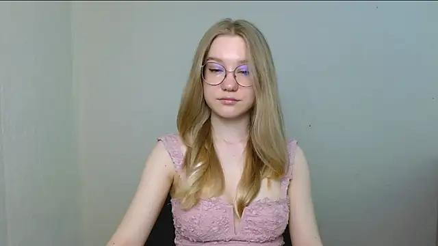 cindi hot online show from 04/03/26, 10:11