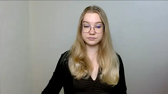 cindi hot online show from 04/30/26, 11:06