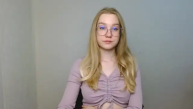 cindi hot online show from 03/19/26, 03:12