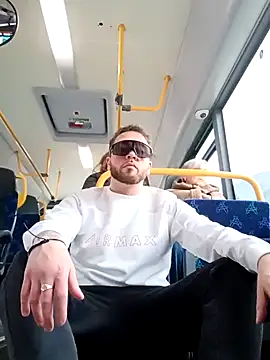 1ninefellababy online show from 03/09/25, 12:53