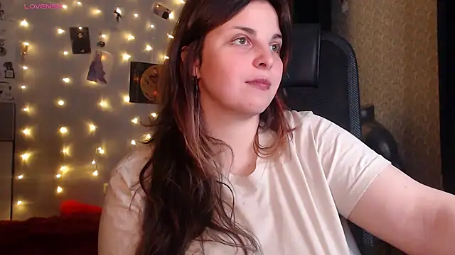 Snapshot of Saya_sweet chatting on 09/10/25, 06:29 Saya sweet online show from 09/10/25, 06:29