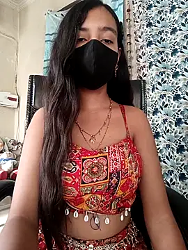 Snapshot of Parinaaz18 chatting on 09/16/25, 02:01 Parinaaz18 online show from 09/16/25, 02:01