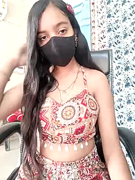 Snapshot of Parinaaz18 chatting on 10/10/25, 01:50 Parinaaz18 online show from 10/10/25, 01:50