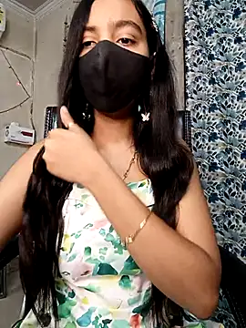 Parinaaz18 online show from 02/04/26, 01:44