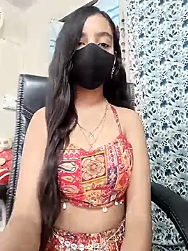 Snapshot of Parinaaz18 chatting on 10/07/25, 01:39 Parinaaz18 online show from 10/07/25, 01:39