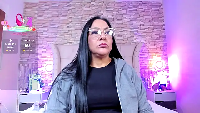 Gina Myers online show from 11/28/25, 12:38