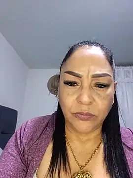 Gina Myers online show from 11/18/25, 02:16