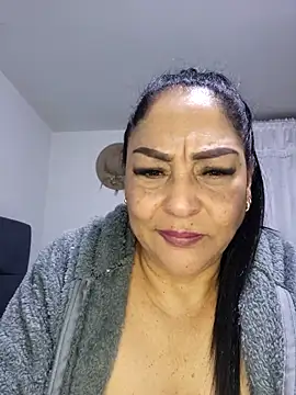 Gina Myers online show from 11/17/25, 02:59