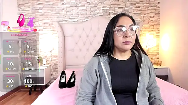 Gina Myers online show from 10/12/25, 12:39