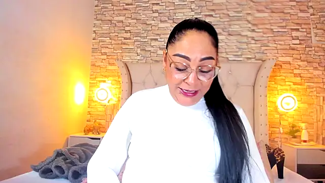 Gina Myers online show from 10/01/25, 12:31