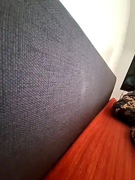 Milkasahne64 online show from 10/18/25, 08:38