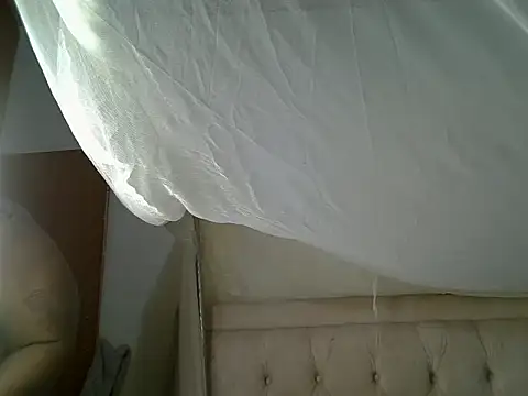 thickyelliana online show from 10/09/25, 08:37