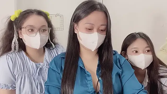 Bamboo Swetie online show from 11/15/25, 03:05