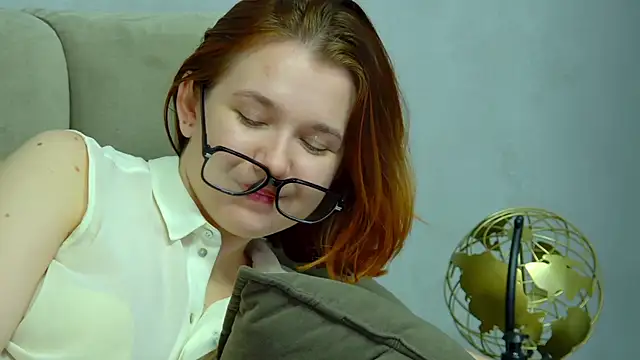 LessySmith online show from 02/22/26, 04:37