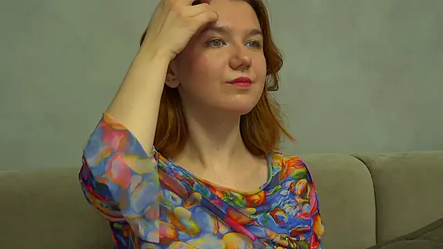 LessySmith online show from 11/08/25, 04:21