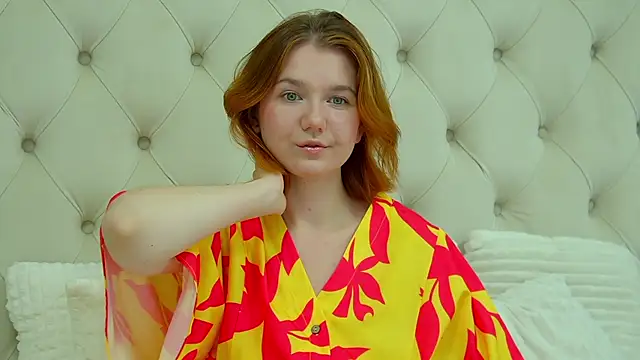 LessySmith online show from 09/19/25, 04:22