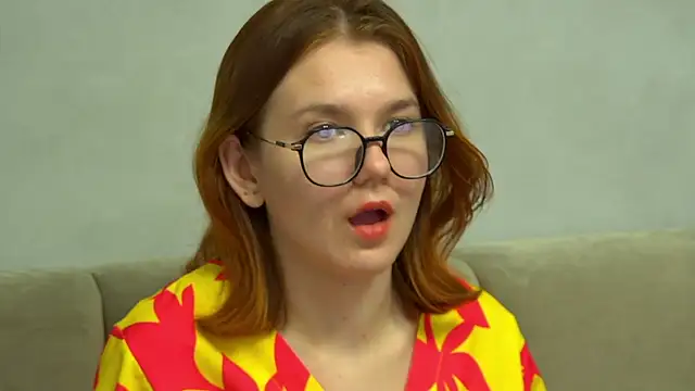 LessySmith online show from 11/30/25, 04:57