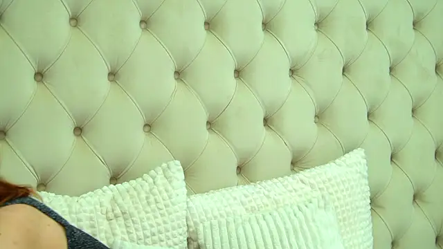 LessySmith online show from 02/08/26, 04:48