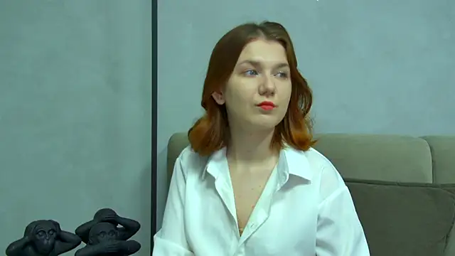 LessySmith online show from 04/11/26, 04:10