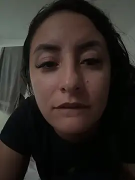 Snapshot of alina_martinelli chatting on 02/24/25, 10:36 alina martinelli online show from 02/24/25, 10:36