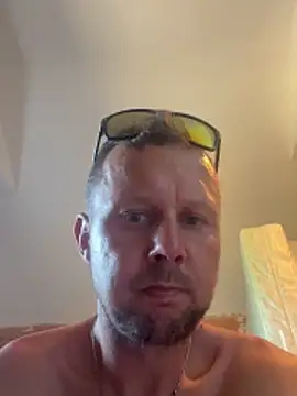 Snapshot of Hornybiboy66 chatting on 06/20/26, 03:06 Hornybiboy66 online show from 06/20/26, 03:06