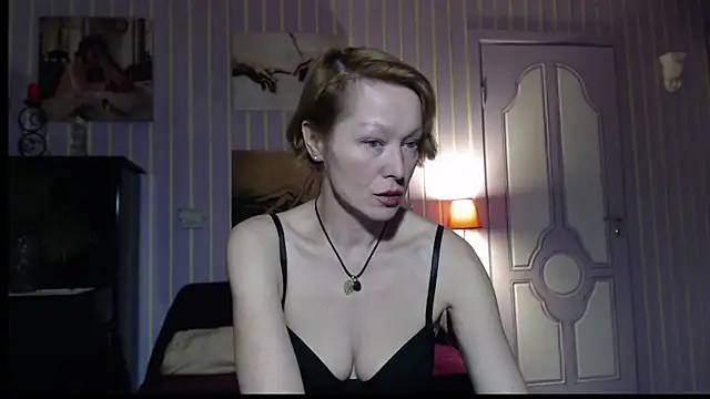 Snapshot of Marquise555 chatting on 01/06/26, 05:28 Marquise555 online show from 01/06/26, 05:28