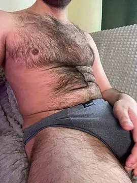 Deckard Webb1  online show from 11/19/25, 10:15