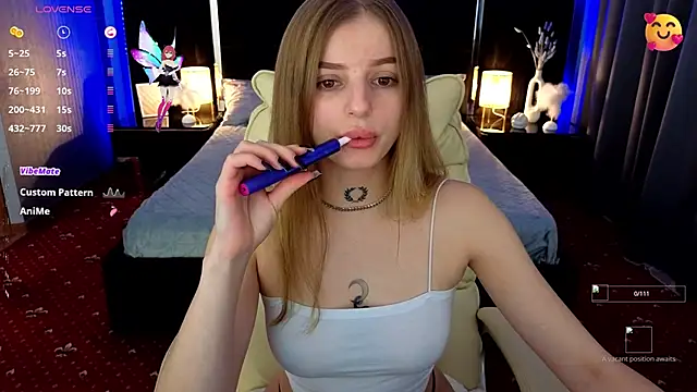 Snapshot of Lexi_Si chatting on 10/07/25, 06:36 Lexi Si online show from 10/07/25, 06:36