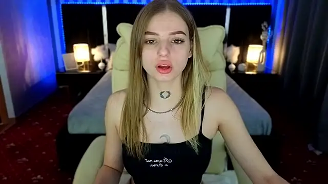 Snapshot of Lexi_Si chatting on 09/29/25, 06:09 Lexi Si online show from 09/29/25, 06:09