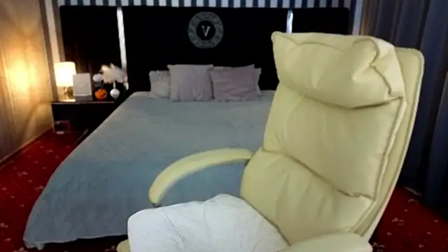 Snapshot of Lexi_Si chatting on 11/04/25, 07:12 Lexi Si online show from 11/04/25, 07:12