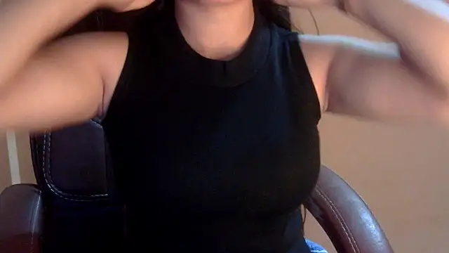 Hotty Bitch online show from 04/02/26, 06:14