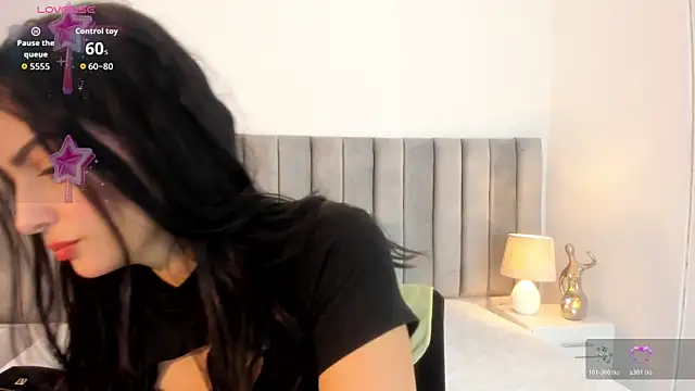 kareena basu online show from 03/13/26, 03:44