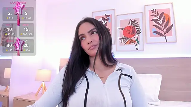 Snapshot of kareena_basu chatting on 01/17/26, 06:55 kareena basu online show from 01/17/26, 06:55