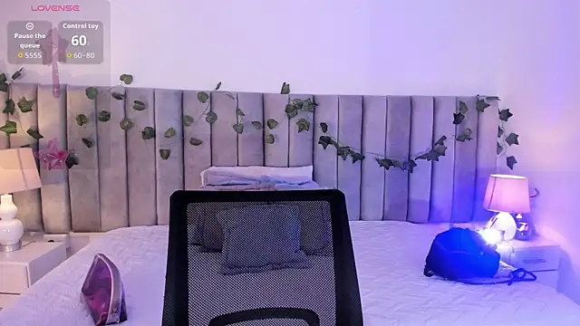 kareena basu online show from 04/19/26, 03:51