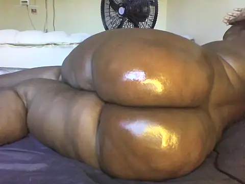 Gorgeous ass20 online show from 02/10/26, 01:32