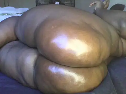 Gorgeous ass20 online show from 04/27/26, 02:37
