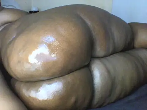 Snapshot of Gorgeous_ass20 chatting on 10/26/25, 01:17 Gorgeous ass20 online show from 10/26/25, 01:17