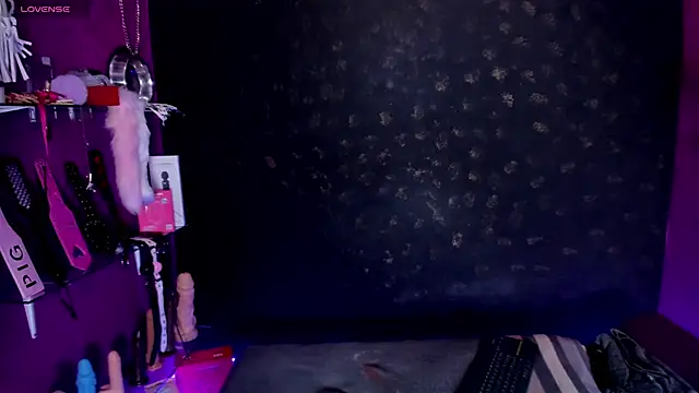 Alexa Slave online show from 12/20/25, 09:06